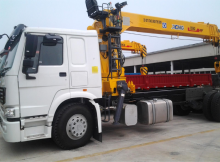 XCMG official 2.1 ton mini SQ2SK1Q telescopic arm crane truck for sale